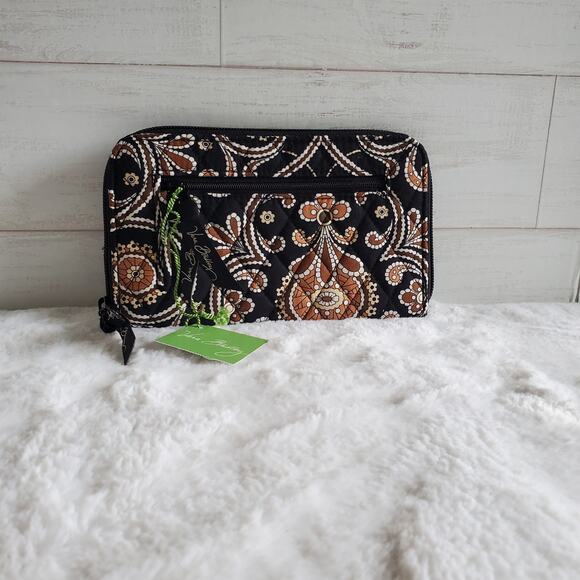 Vera Bradley Zip Around Wallet in Caffè Latte Pattern Read Description - Picture 1 of 10